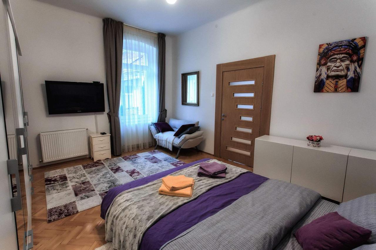 Brasov Centrul Vechi - 67Sqm - 2Min To Counsel Square Leilighet Eksteriør bilde